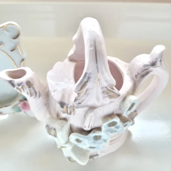 PINK Porcelain & Bone China Vintage Decor - Collectibles ๐ - Picture 2 of 3